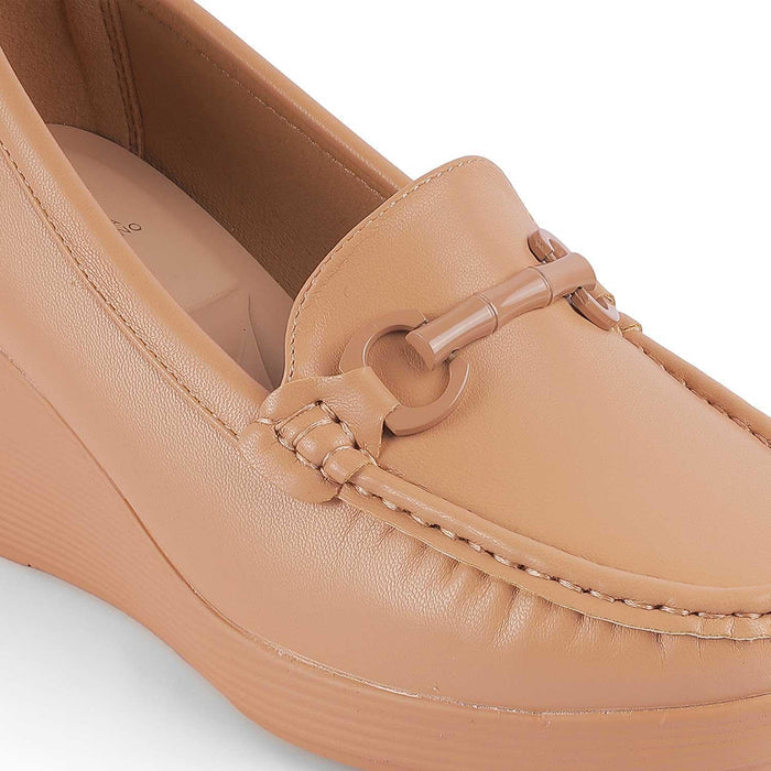 Trebien Tan Women's Dress Wedge Loafers Tresmode