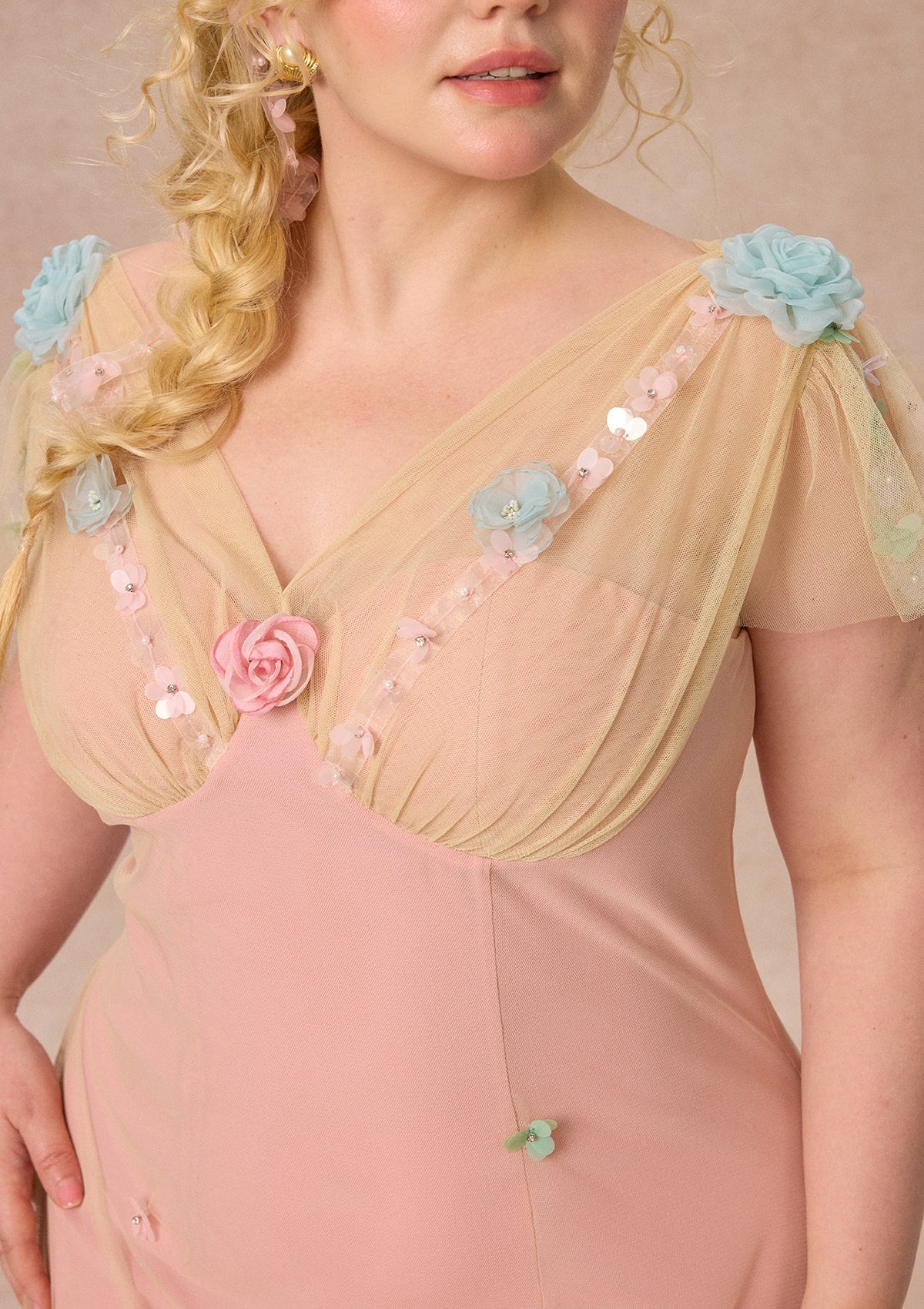 Curve&Plus Wind Perched Rose Quartz Dress