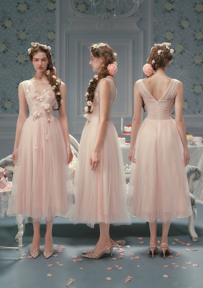 （US Exclusive）Louis XIV's Rose Dress