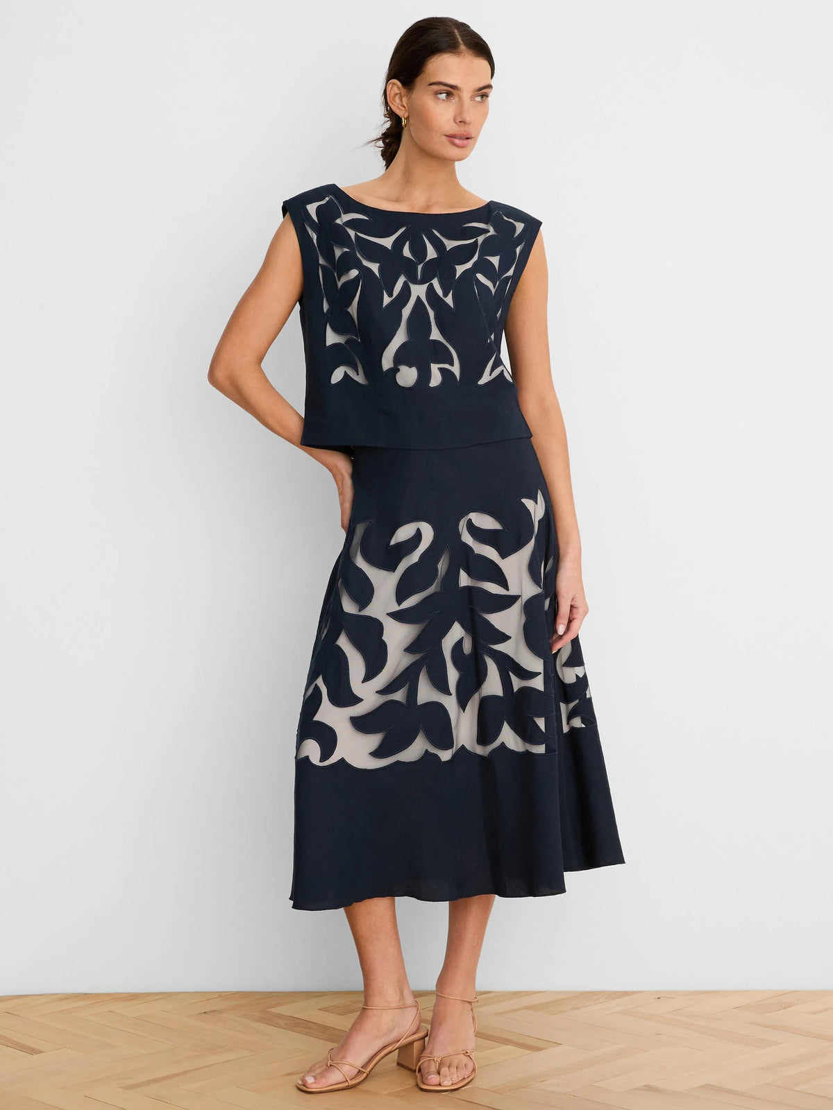 Gold Label Antibes Linen Cut Out Top