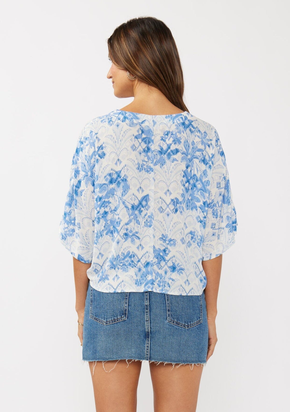 Beyond Moments Twist Front Top