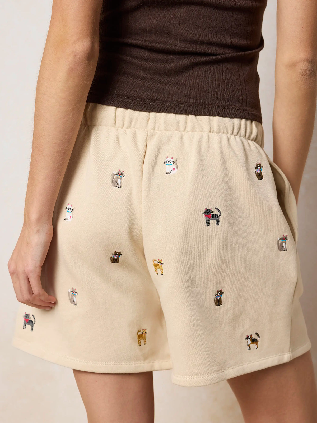 Fave Little Things Embroidered Shorts - Cream Cats