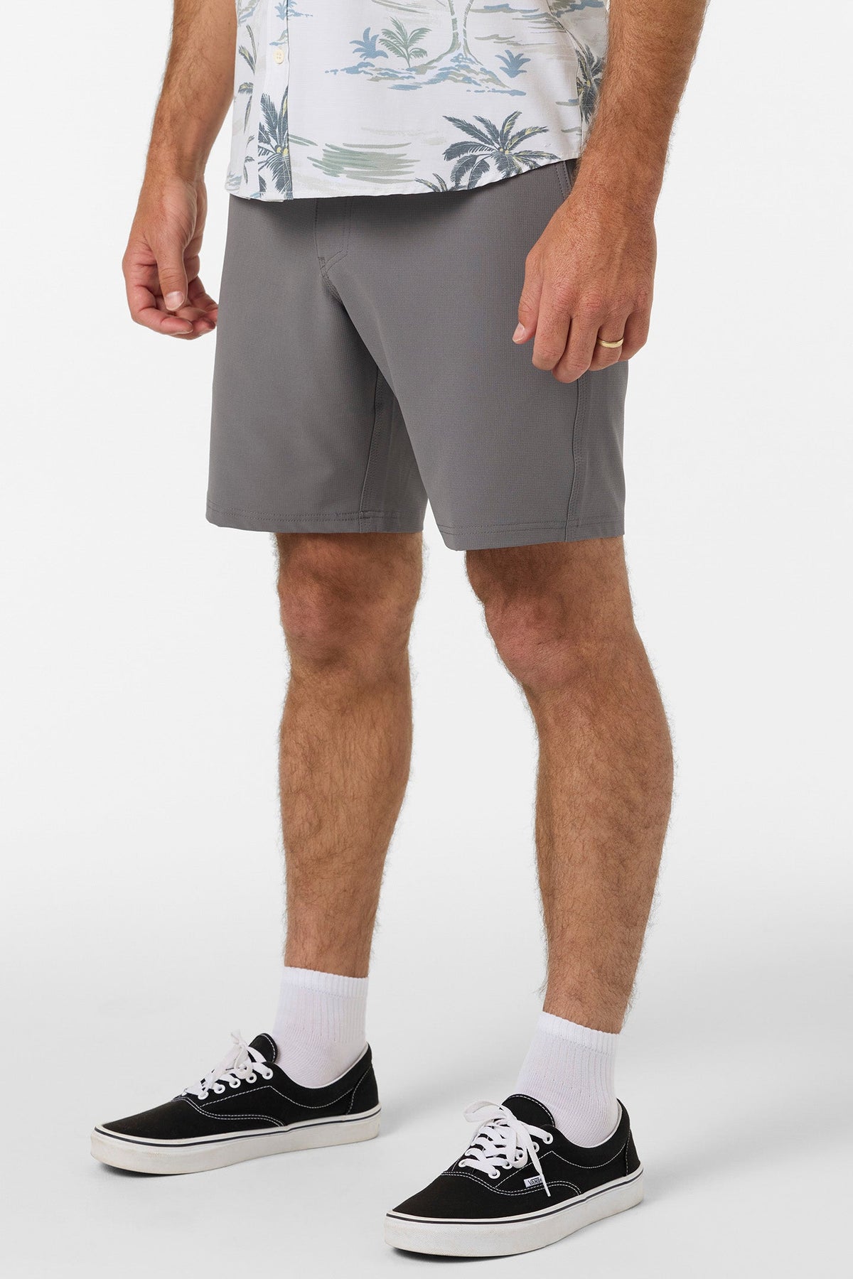 TRVLR Recon 18" Hybrid Shorts