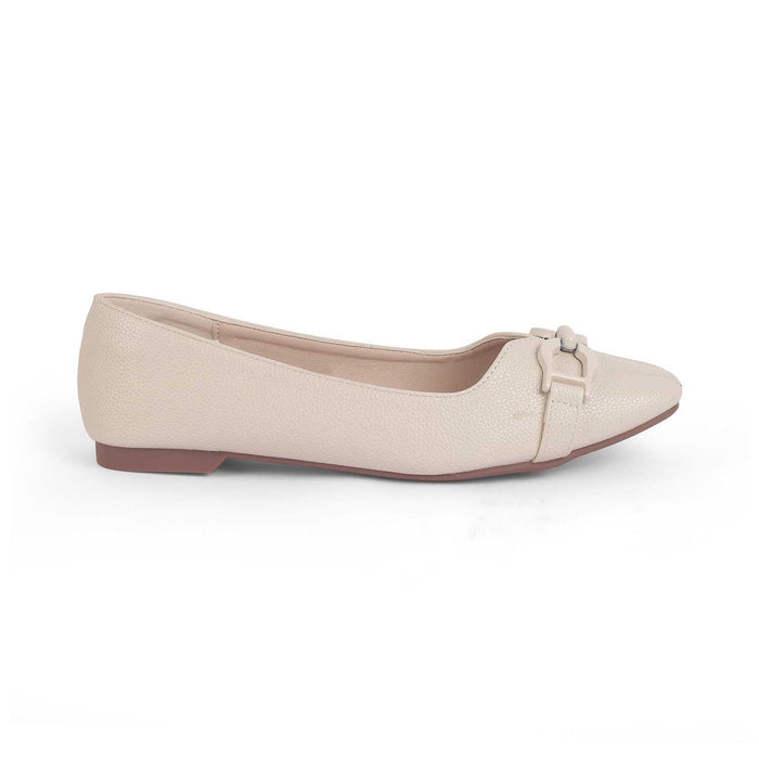 Fare White Women's TPR Sole Ballerinas Tresmode