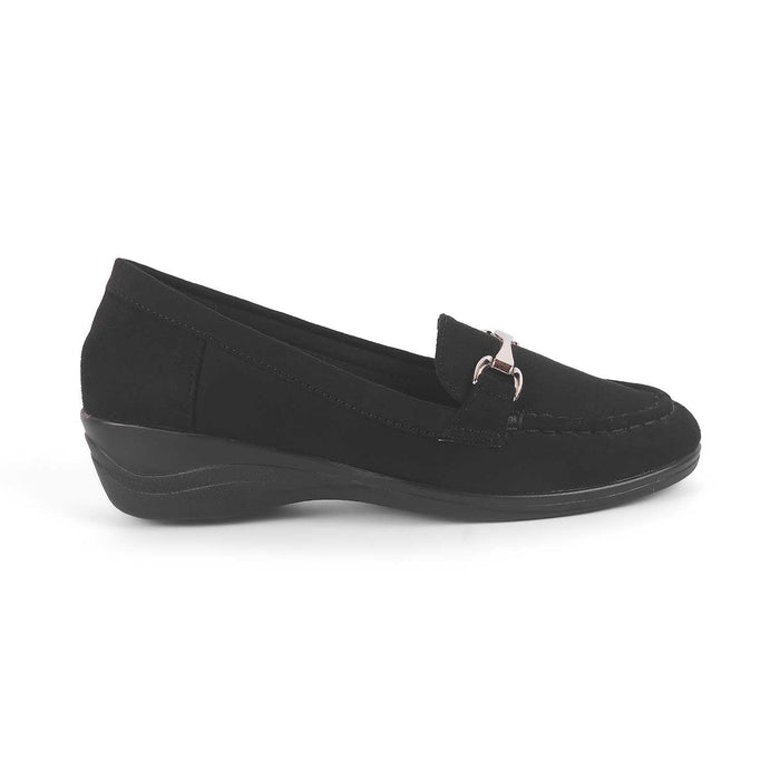 Lucia Black Women's Wedge Loafers Tresmode