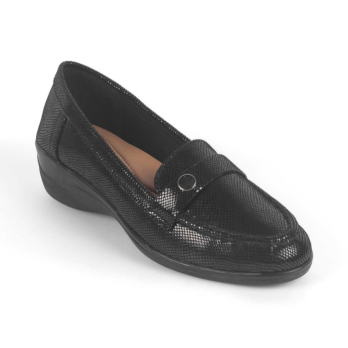 Marcoval Black Women's 2-inch Wedge Loafers Tresmode