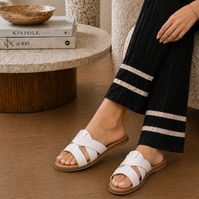 Tresmode Roja White Women's Casual Flats