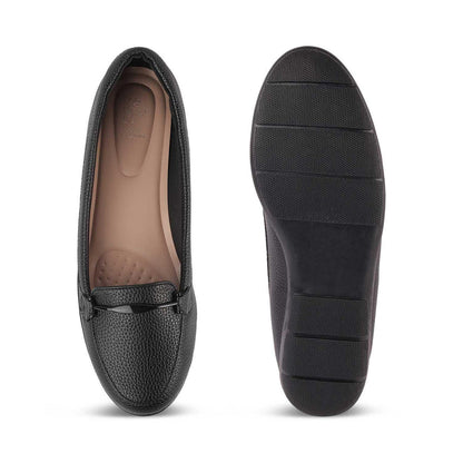 Rujer Black Women's Comfortable and Stylish Loafers Tresmode