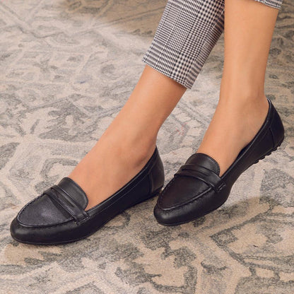 Snappy Black Women's Loafers Tresmode