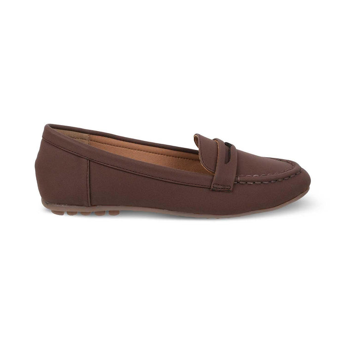 Snappy Brown Women's Almond Shape Loafers Tresmode