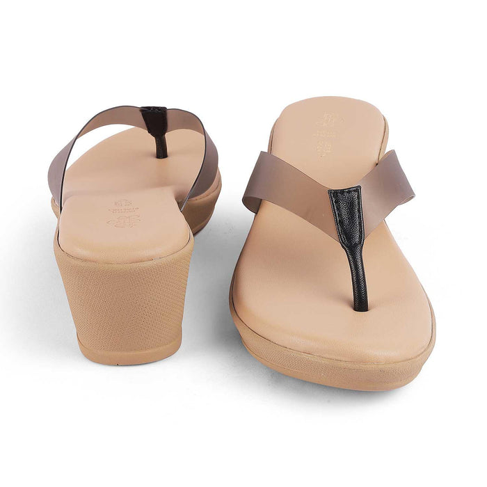 Ternto Black Women's Vegan-Friendly Wedge Sandals Tresmode